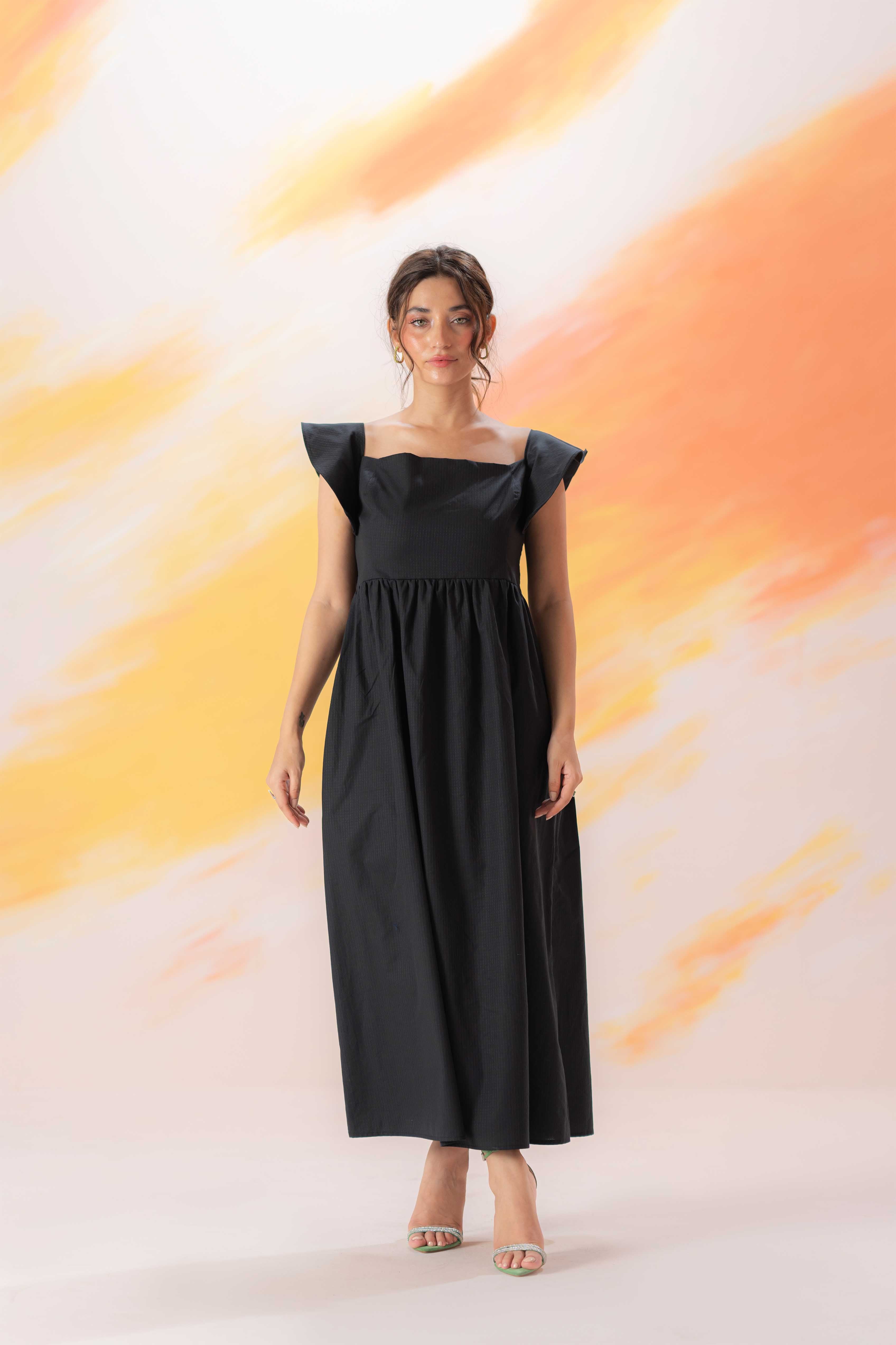 Black Textured Ruffle Sleeve Dress – 4andco