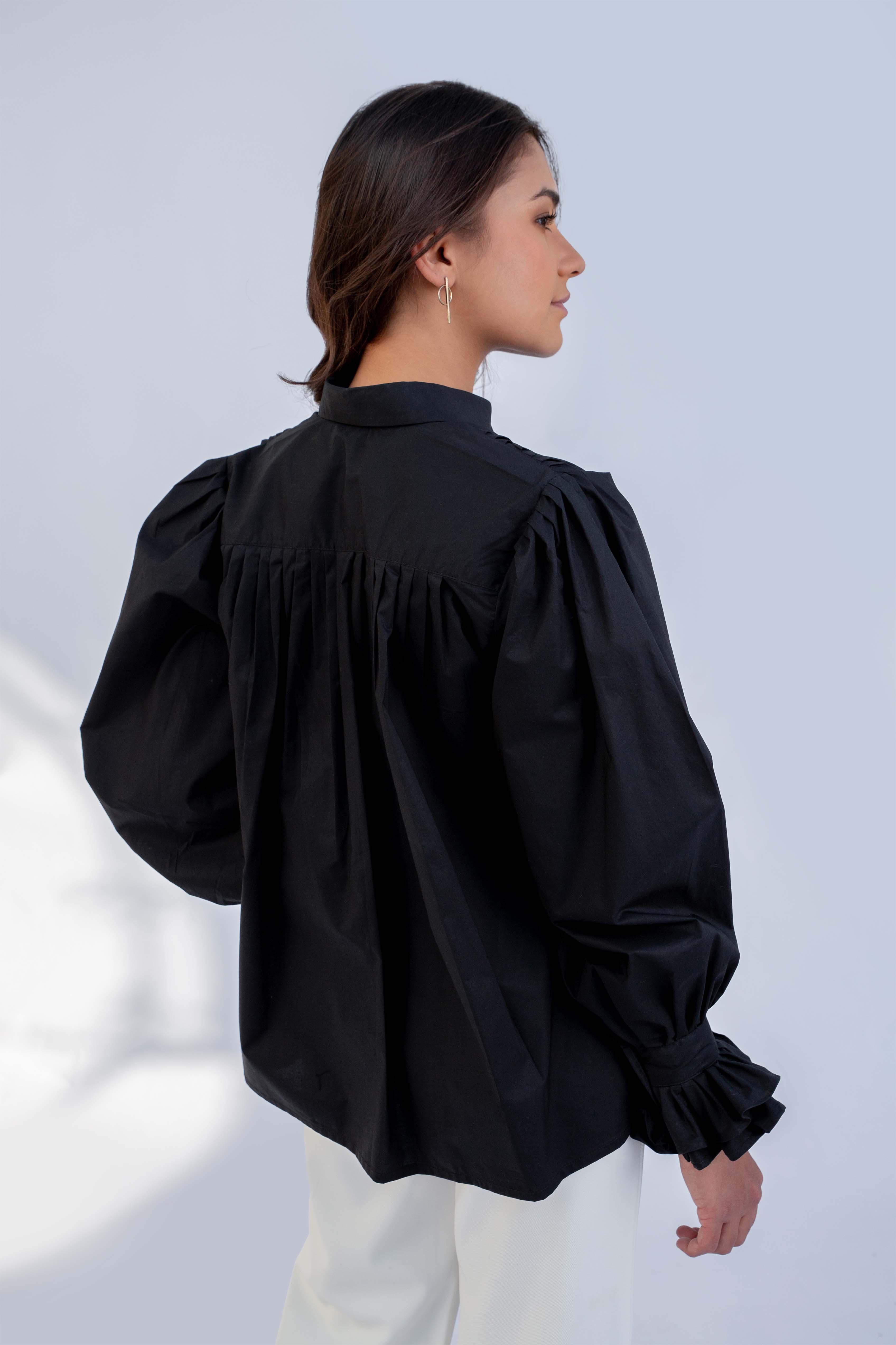 Black Shirt with Balloon Sleeves – 4andco