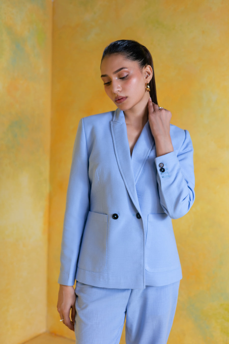 Minimal Double-Breasted Blazer