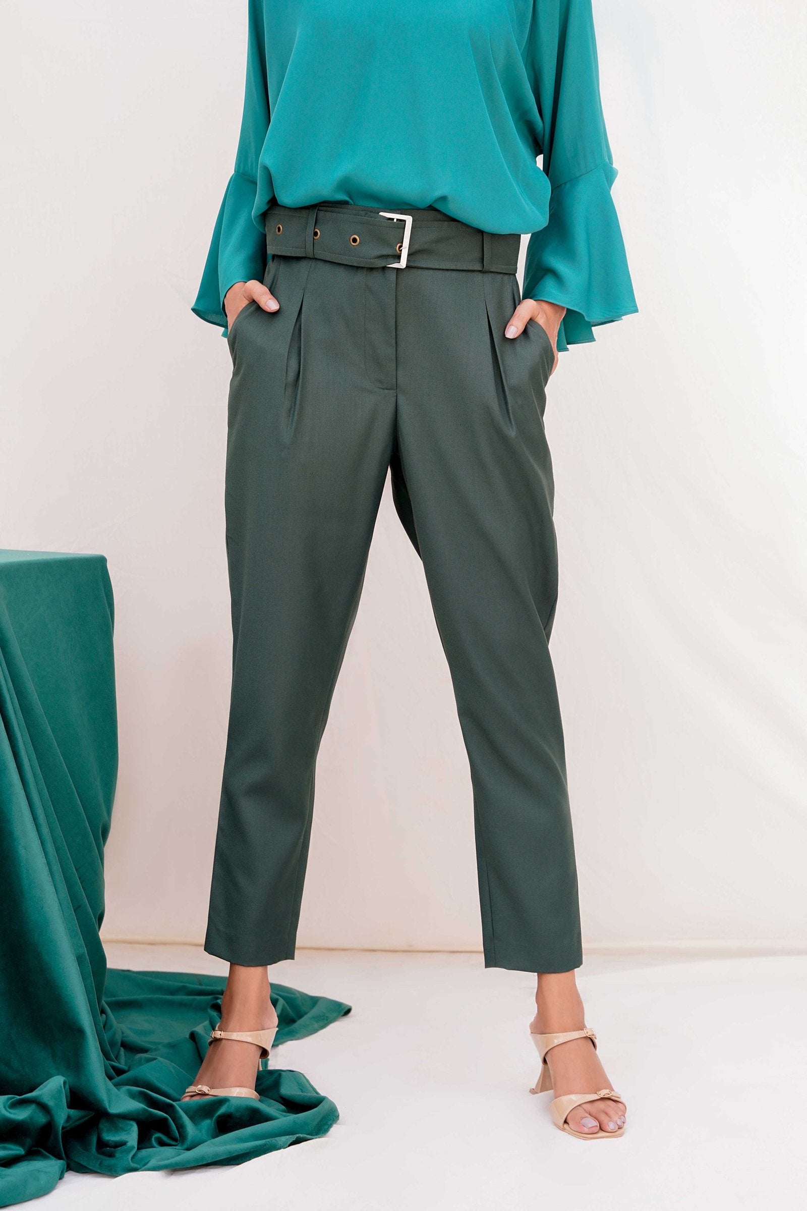 Cropped Buckle Trousers
trousers
trousers for women
cargo trousers women
beige trousers womens​
wide leg trousers women
women trouser design
womens trouser styles​
black trousers women
cotton trousers women​
pakistani trousers for women​
straight trousers women's​
women's trousers pakistani​
blue trousers womens​
slim cargo trousers womens​
stylish trousers for women
