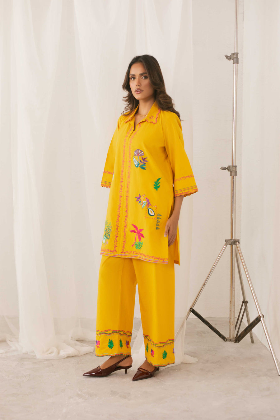 Sunshine Embroidered Set