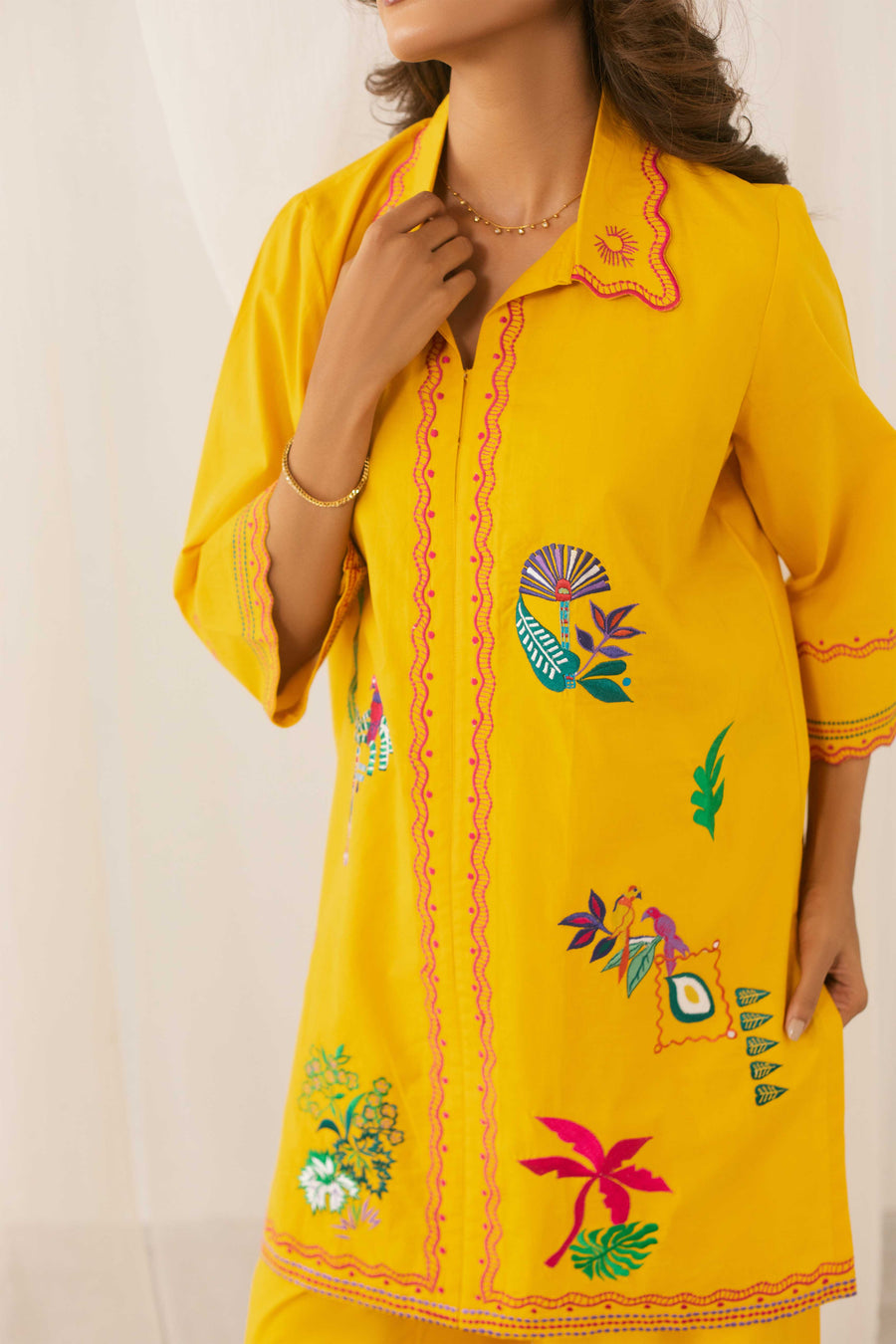 Sunshine Embroidered Set