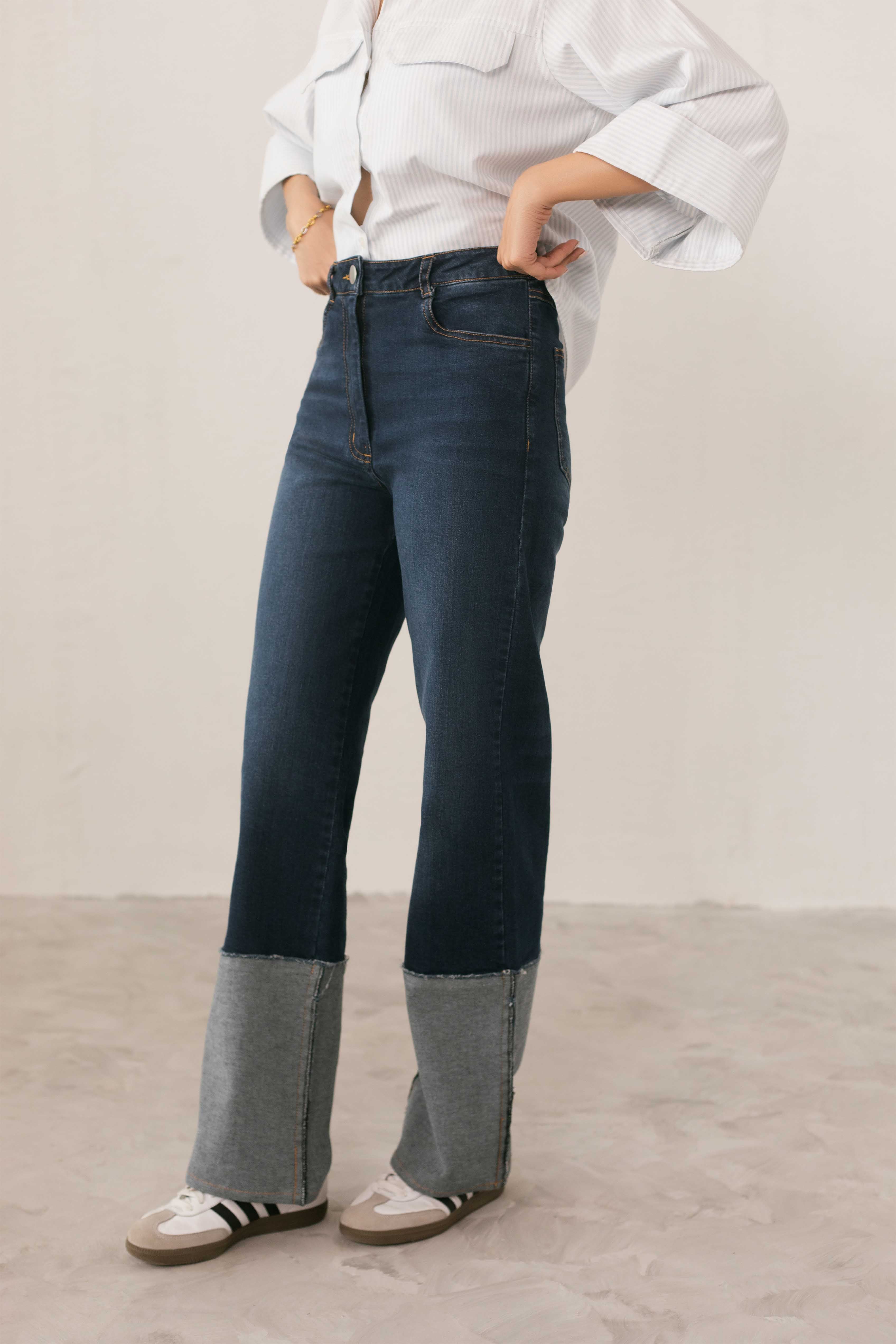 Contrast Hem Jeans