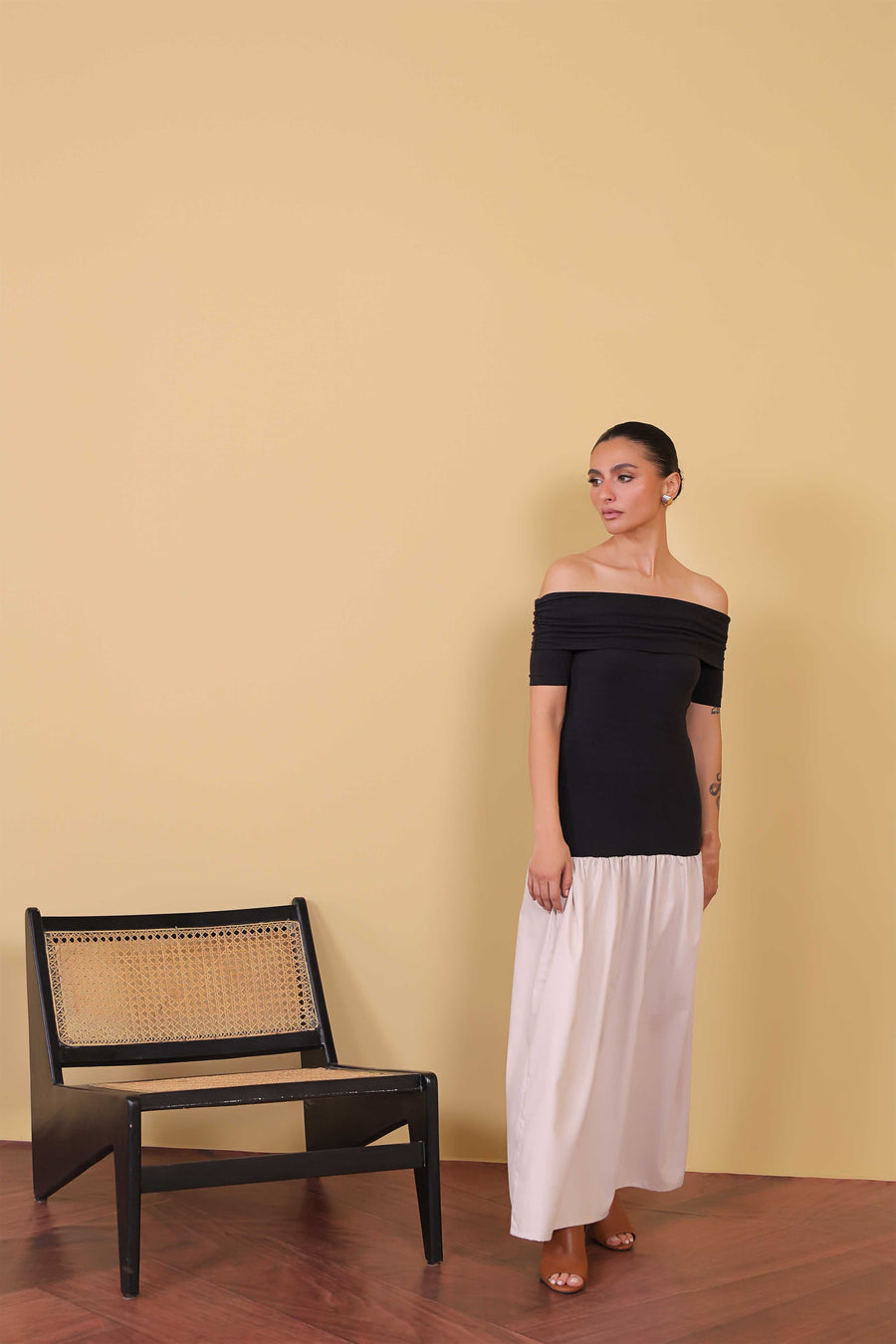 Off-Shoulder Contrast Maxi