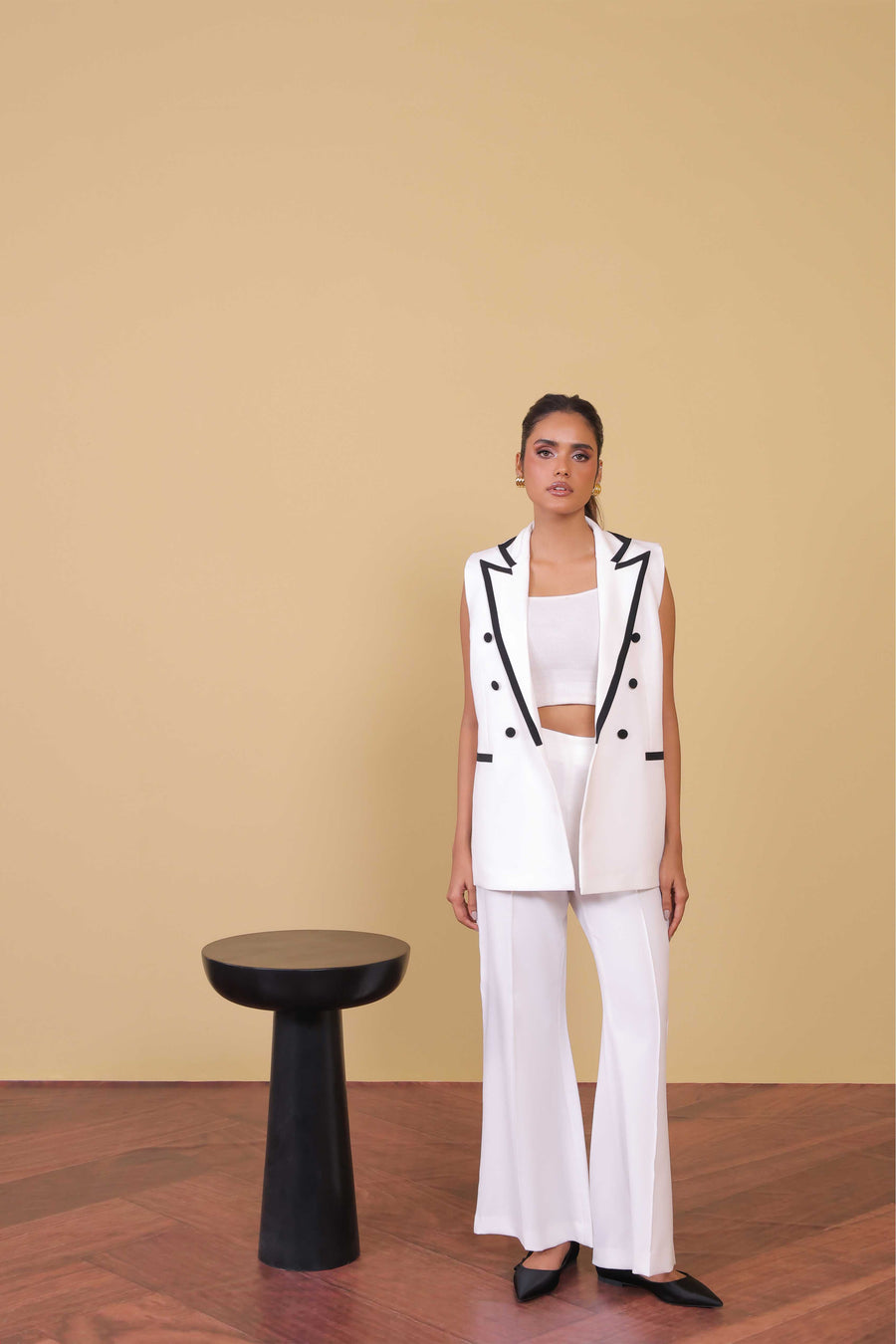 Monochrome Sleeveless Blazer