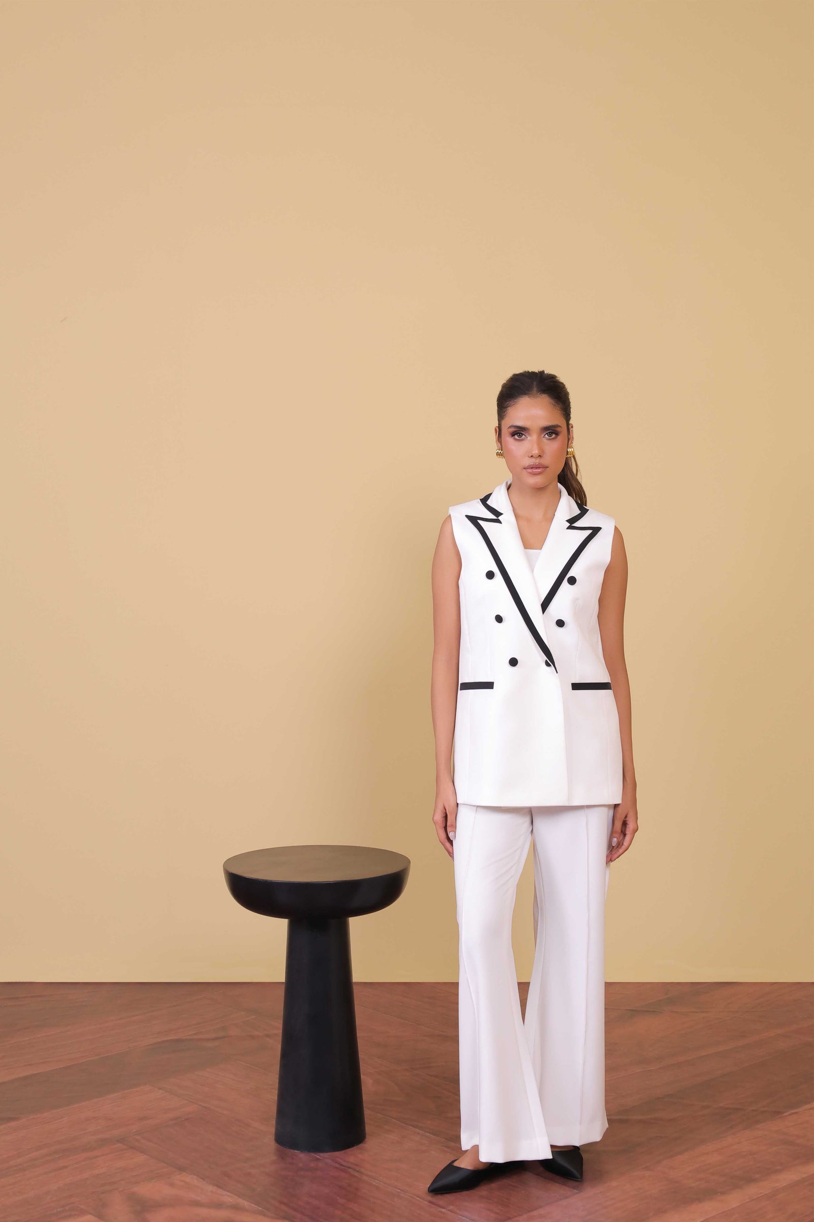 Monochrome Sleeveless Blazer