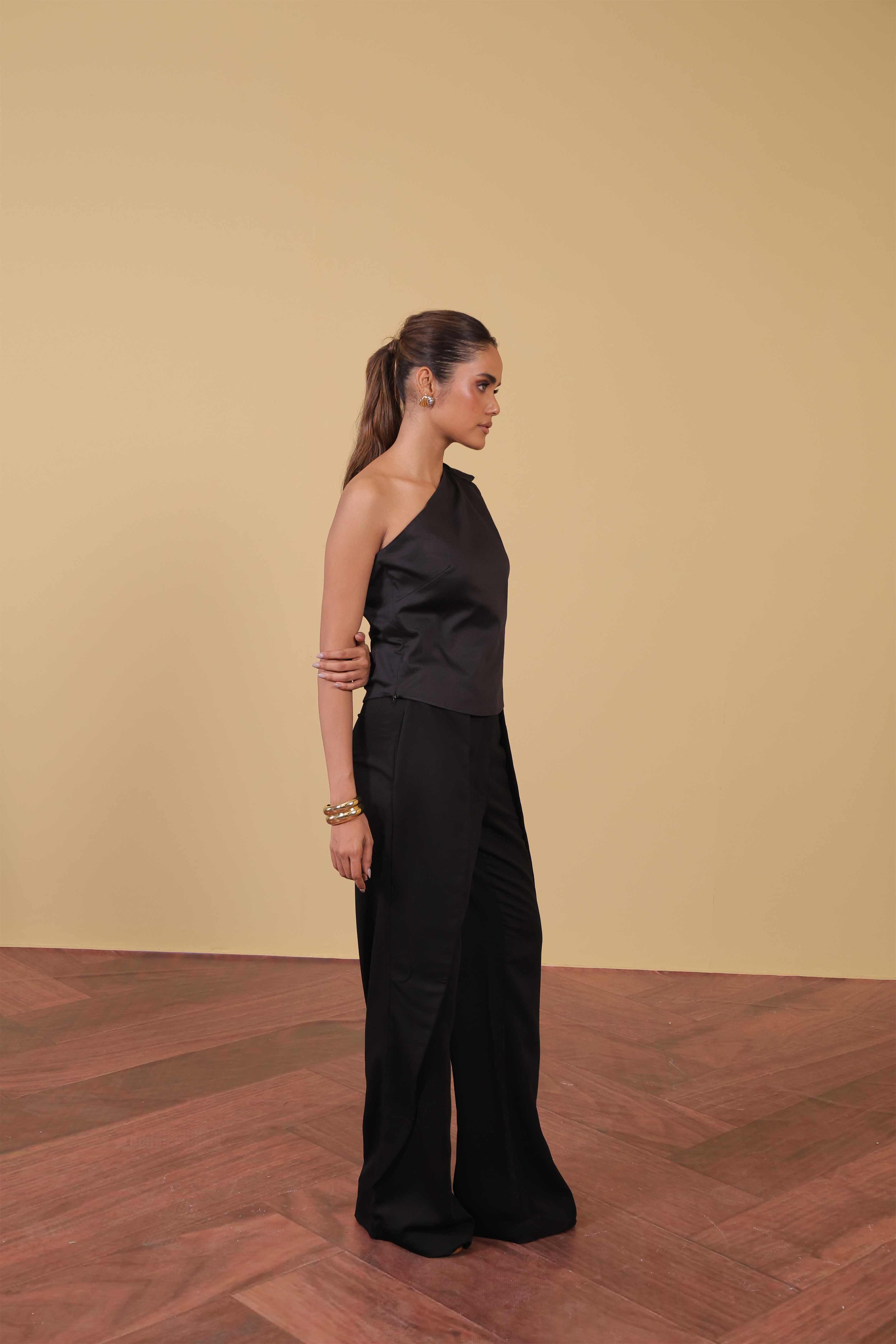 Black Shoulder Frill Top