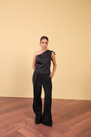 Black Shoulder Frill Top