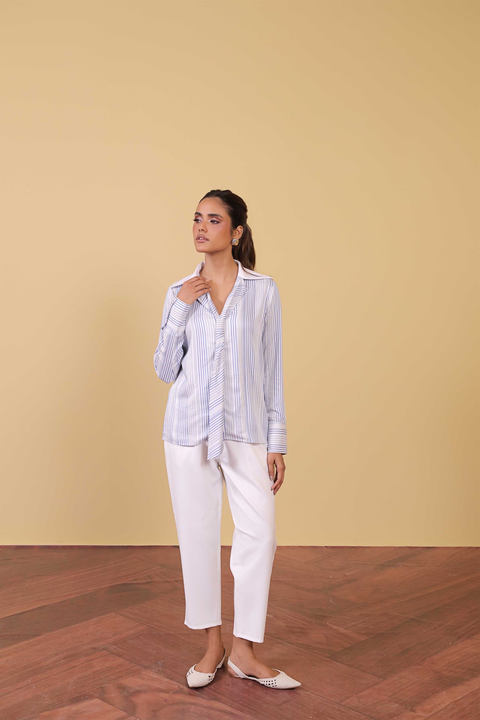 White Cropped Trousers