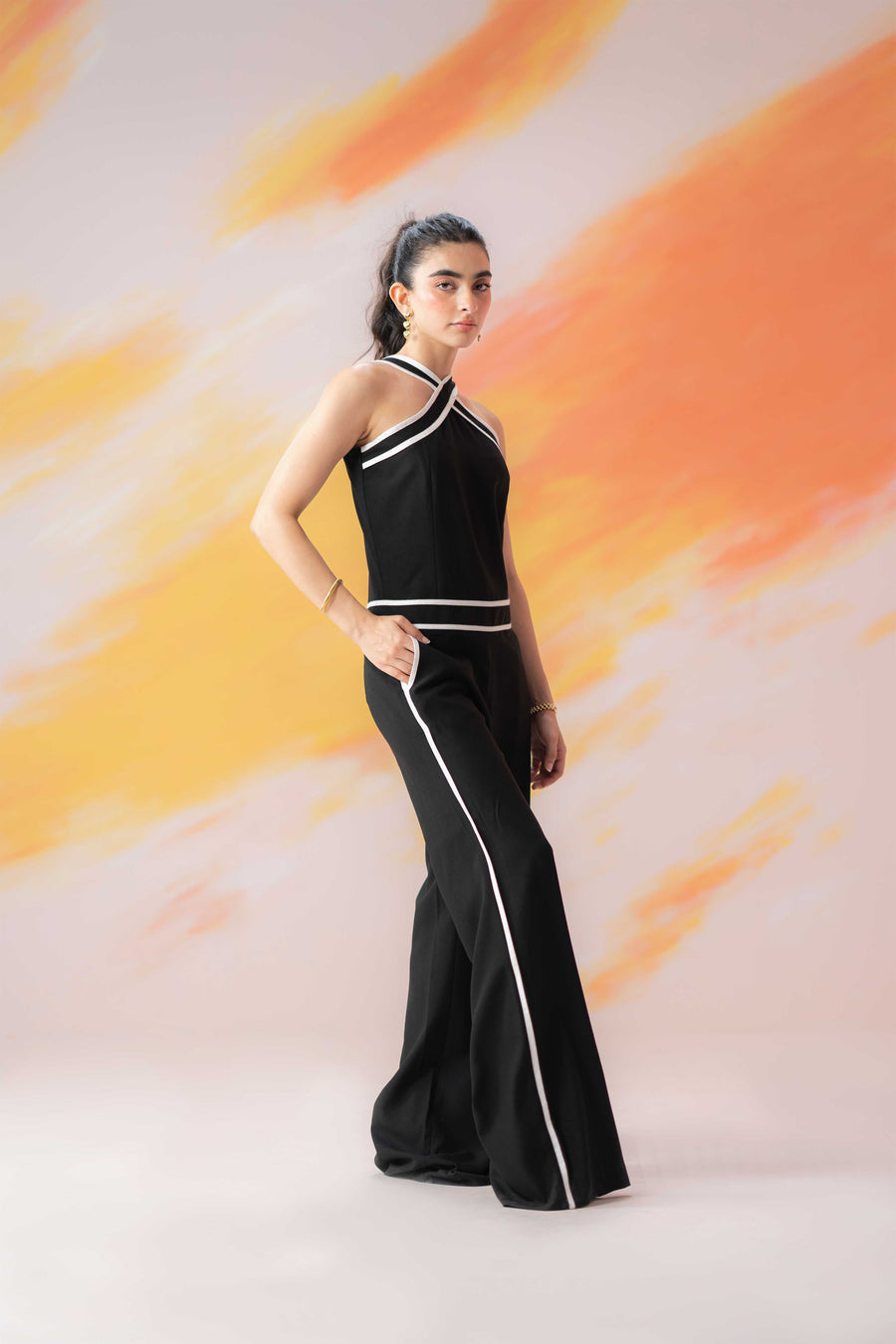 Halter Neck Mononchrome Jumpsuit