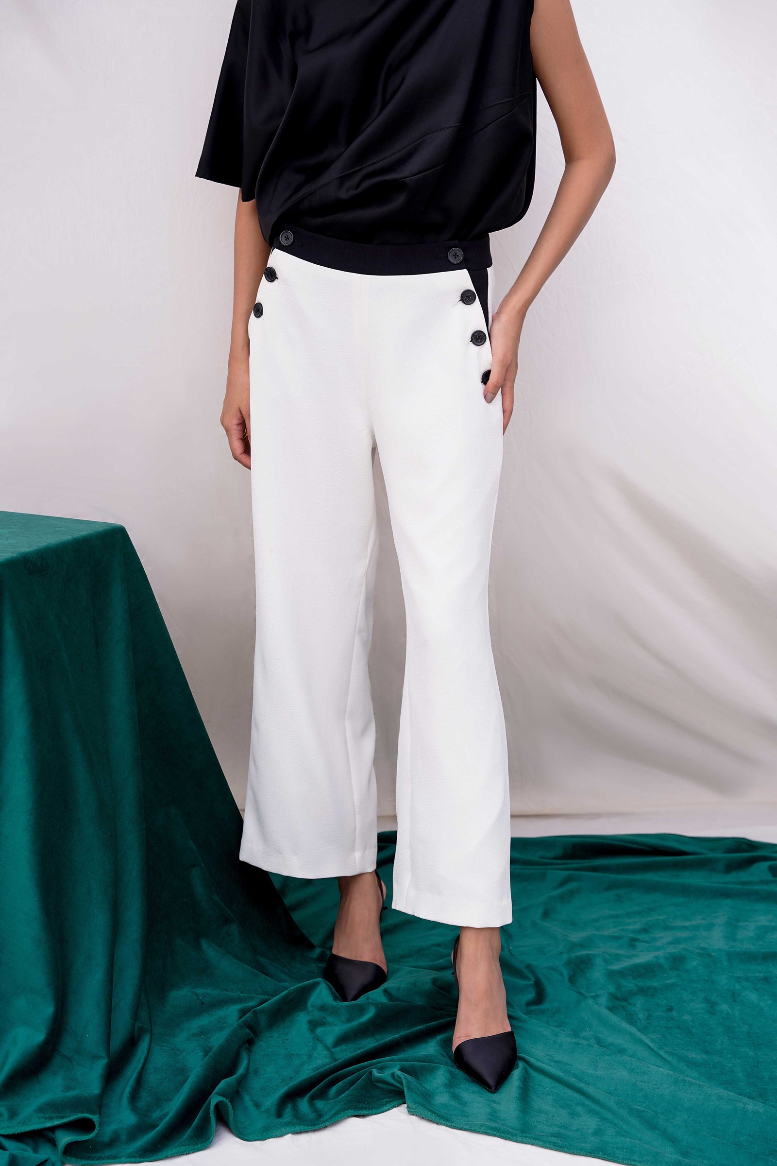 Monochrome Trousers
trousers
trousers for women
cargo trousers women
beige trousers womens​
wide leg trousers women
women trouser design
womens trouser styles​
black trousers women
cotton trousers women​
pakistani trousers for women​
straight trousers women's​
women's trousers pakistani​
blue trousers womens​
slim cargo trousers womens​
stylish trousers for women