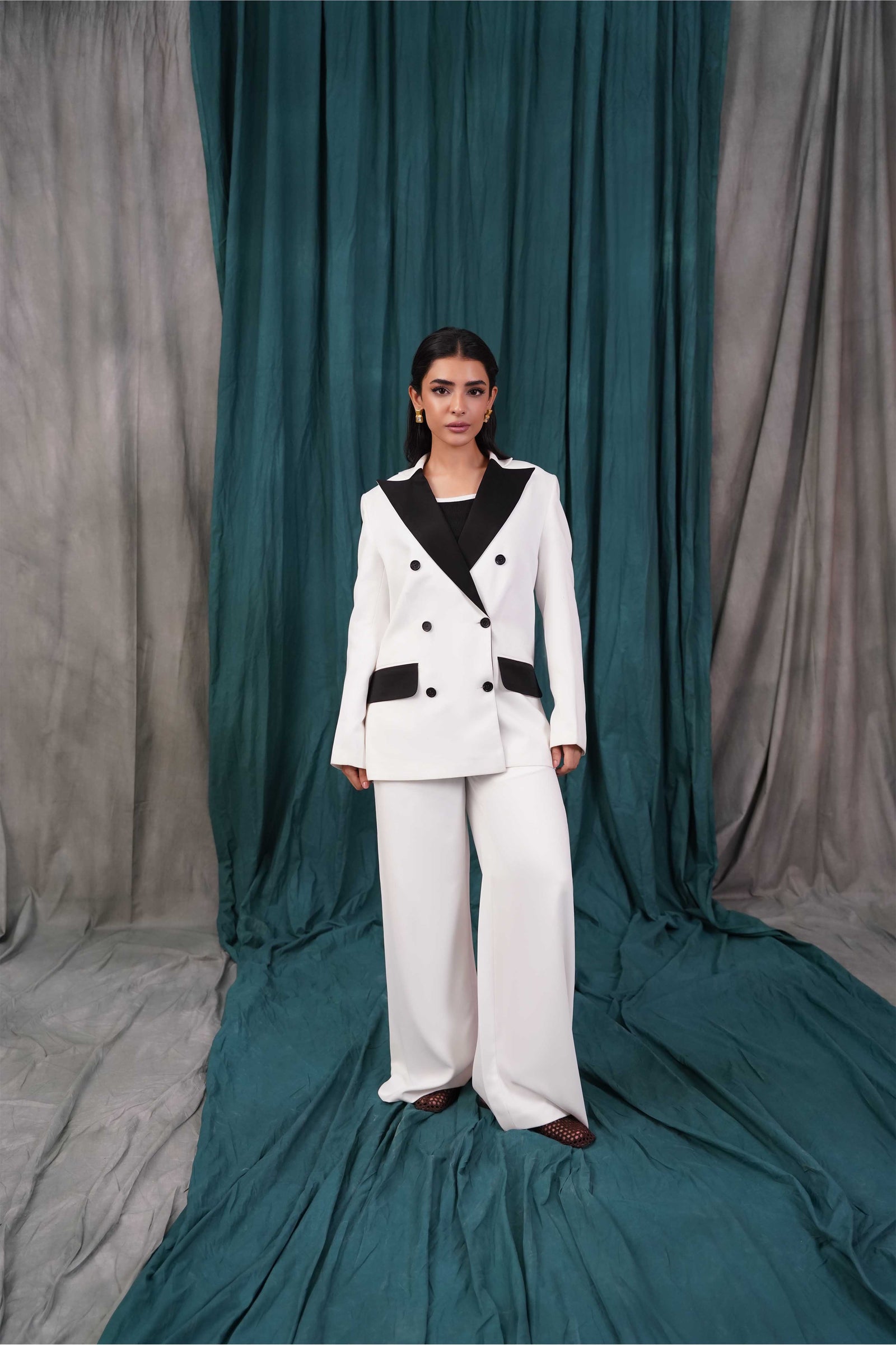 White & Black Contrast Blazer
blazer
womens blazer​
black blazer for women​
women blazer pakistan​
women blazers pakistan
blazer style women
blazer for women in pakistan
blazers for women in pakistan
chocolate brown blazer womens
waistcoat
womens waistcoat
womens waistcoat vest​
vintage waistcoat womens​
womens waistcoat jackets​
jeans waistcoat for ladies​
blue waistcoat with jeans​