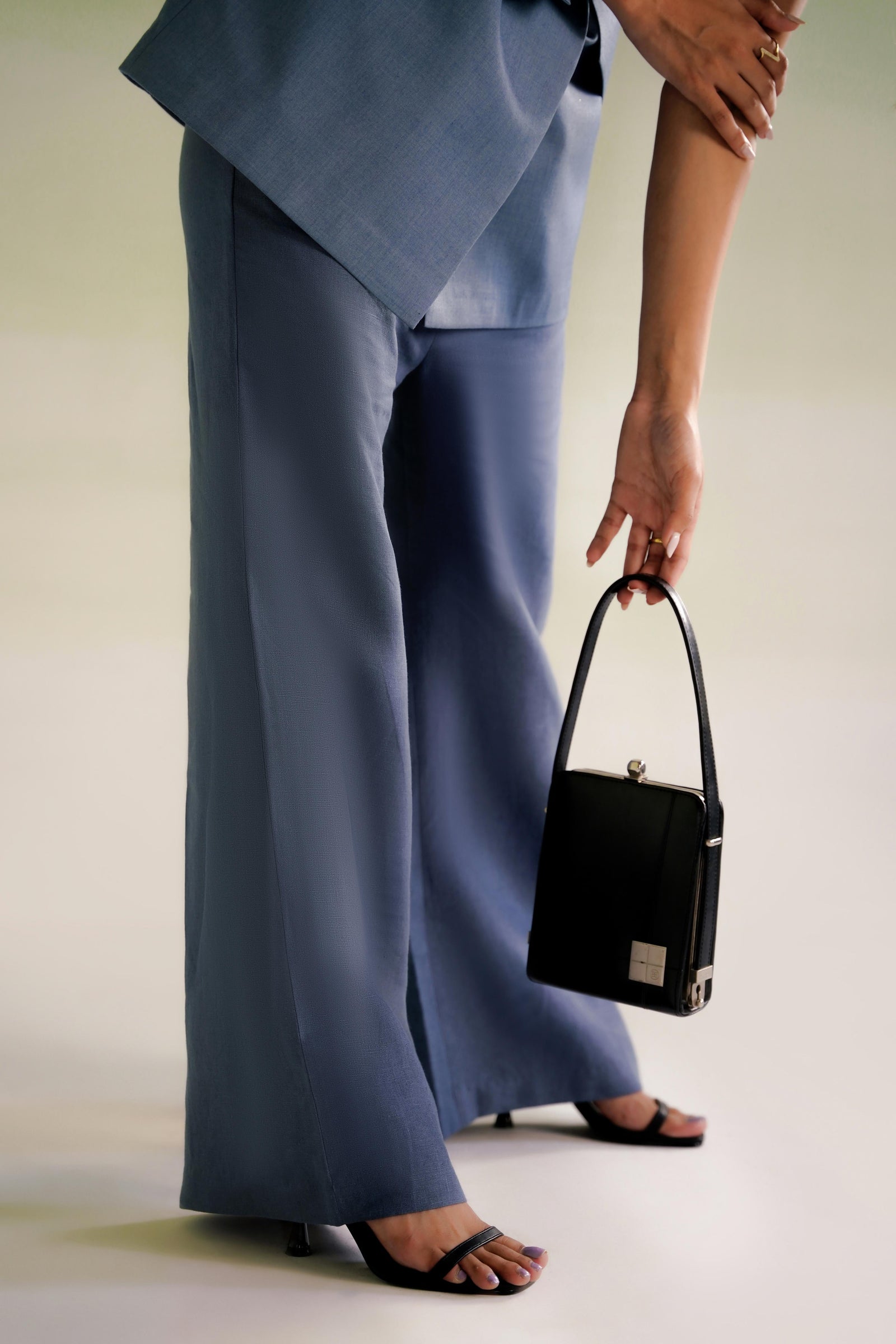 trousers
trousers for women
cargo trousers women
beige trousers womens​
wide leg trousers women
women trouser design
womens trouser styles​
black trousers women
cotton trousers women​
pakistani trousers for women​
straight trousers women's​
women's trousers pakistani​
blue trousers womens​
slim cargo trousers womens​
stylish trousers for women