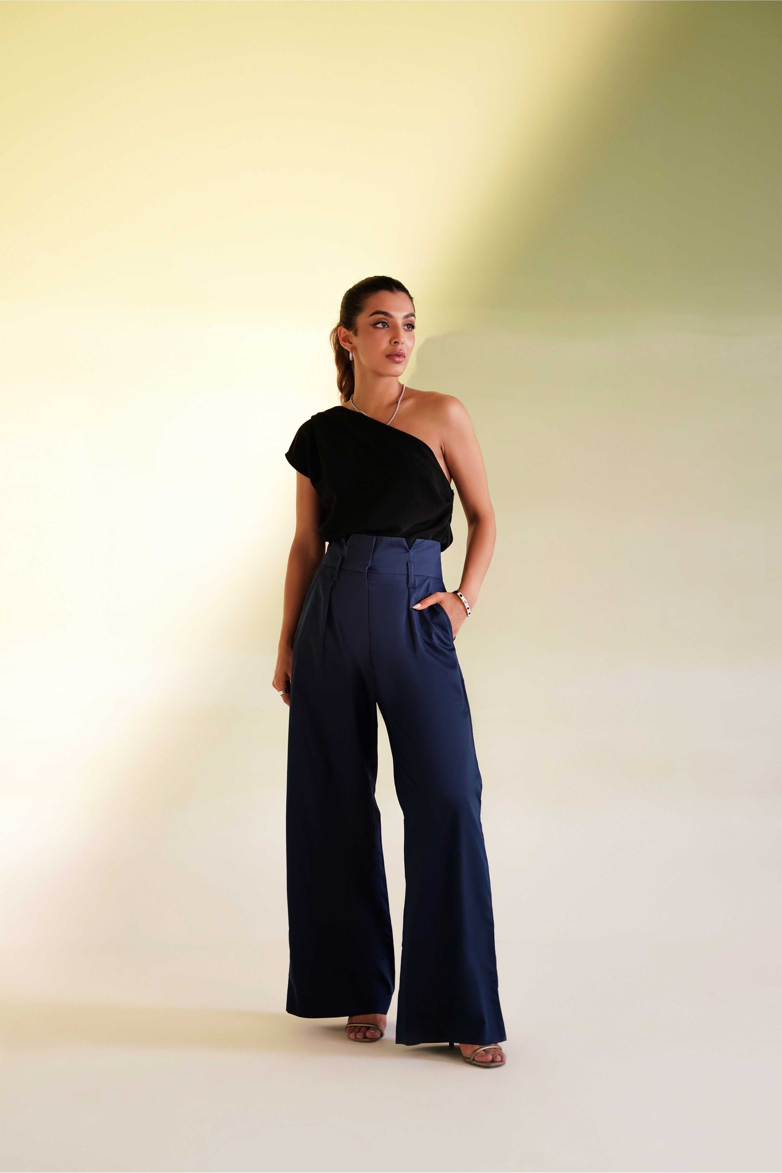 Wide Belt Trouser
trousers
trousers for women
cargo trousers women
beige trousers womens​
wide leg trousers women
women trouser design
womens trouser styles​
black trousers women
cotton trousers women​
pakistani trousers for women​
straight trousers women's​
women's trousers pakistani​
blue trousers womens​
slim cargo trousers womens​
stylish trousers for women